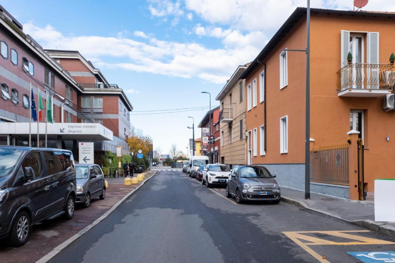 Leader Apartment 4 - Monzino - Hockey Msg Arena - Linate - Милано Екстериор снимка
